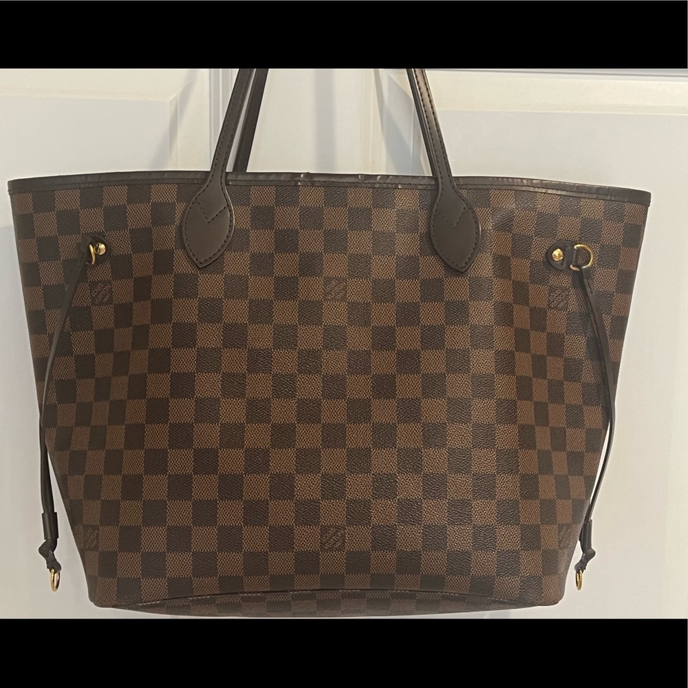 Like new Louis Vuitton Neverfull MM Damier Ebene